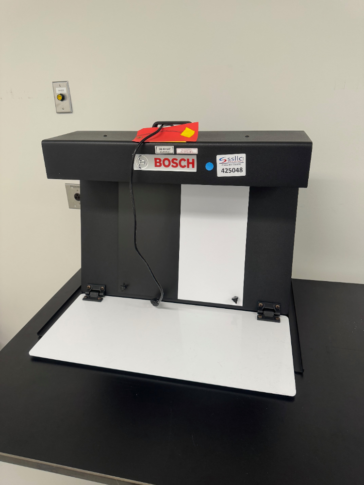 Image of Bosch Manual Vial Inspection Booth